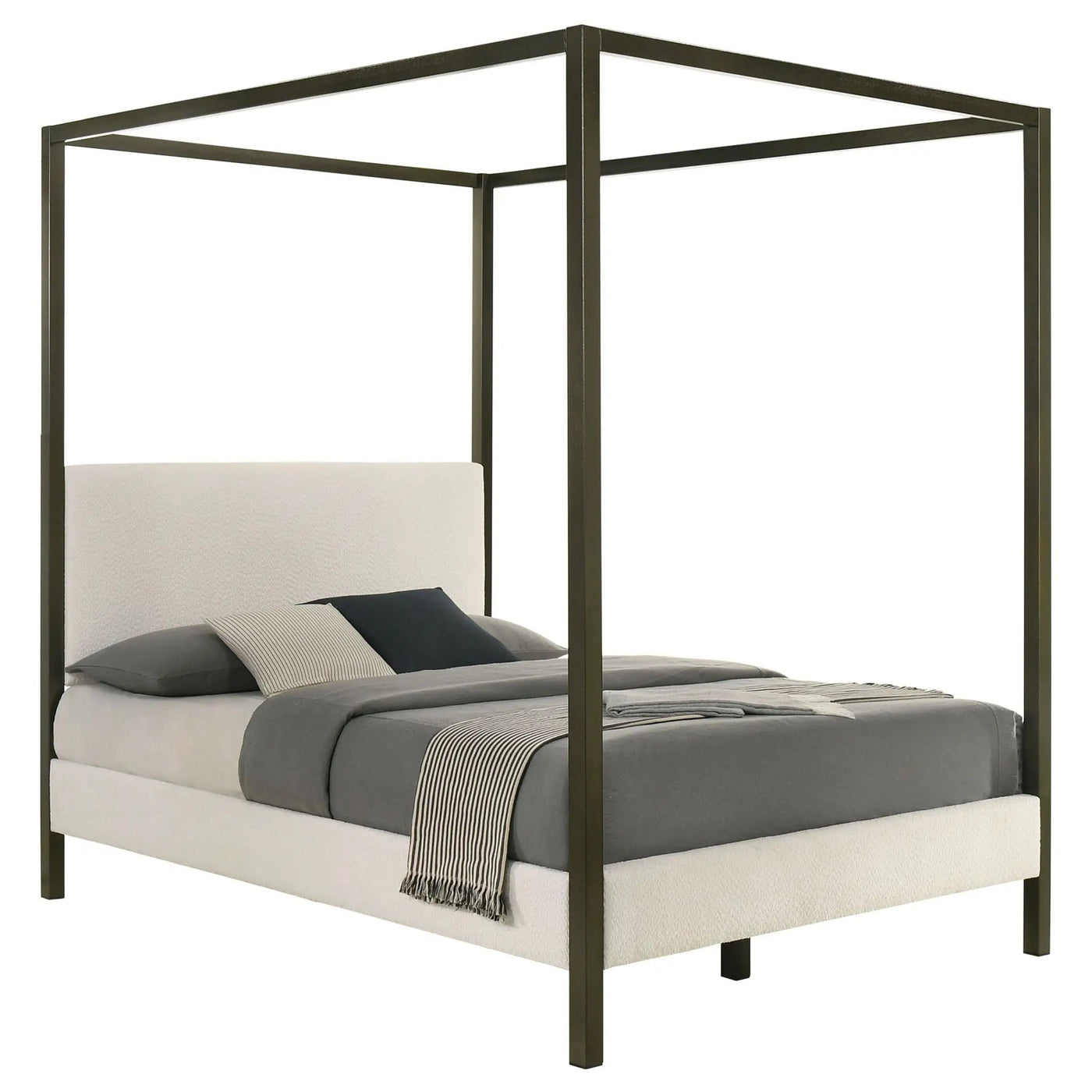 Mellie - Canopy Bed by HouseOfZazla