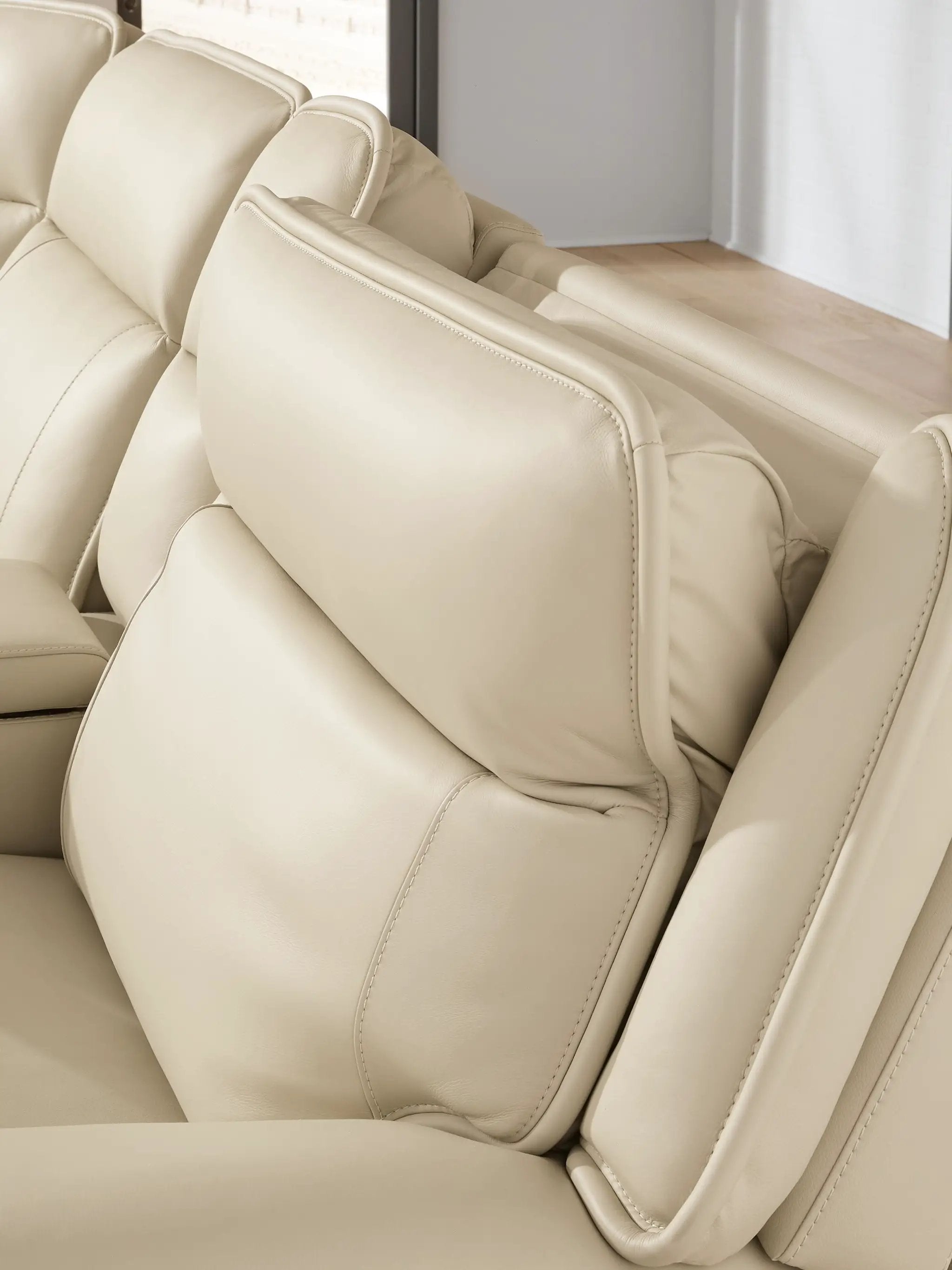 Double Deal - Reclining Sectional by Unique Piece Furniture