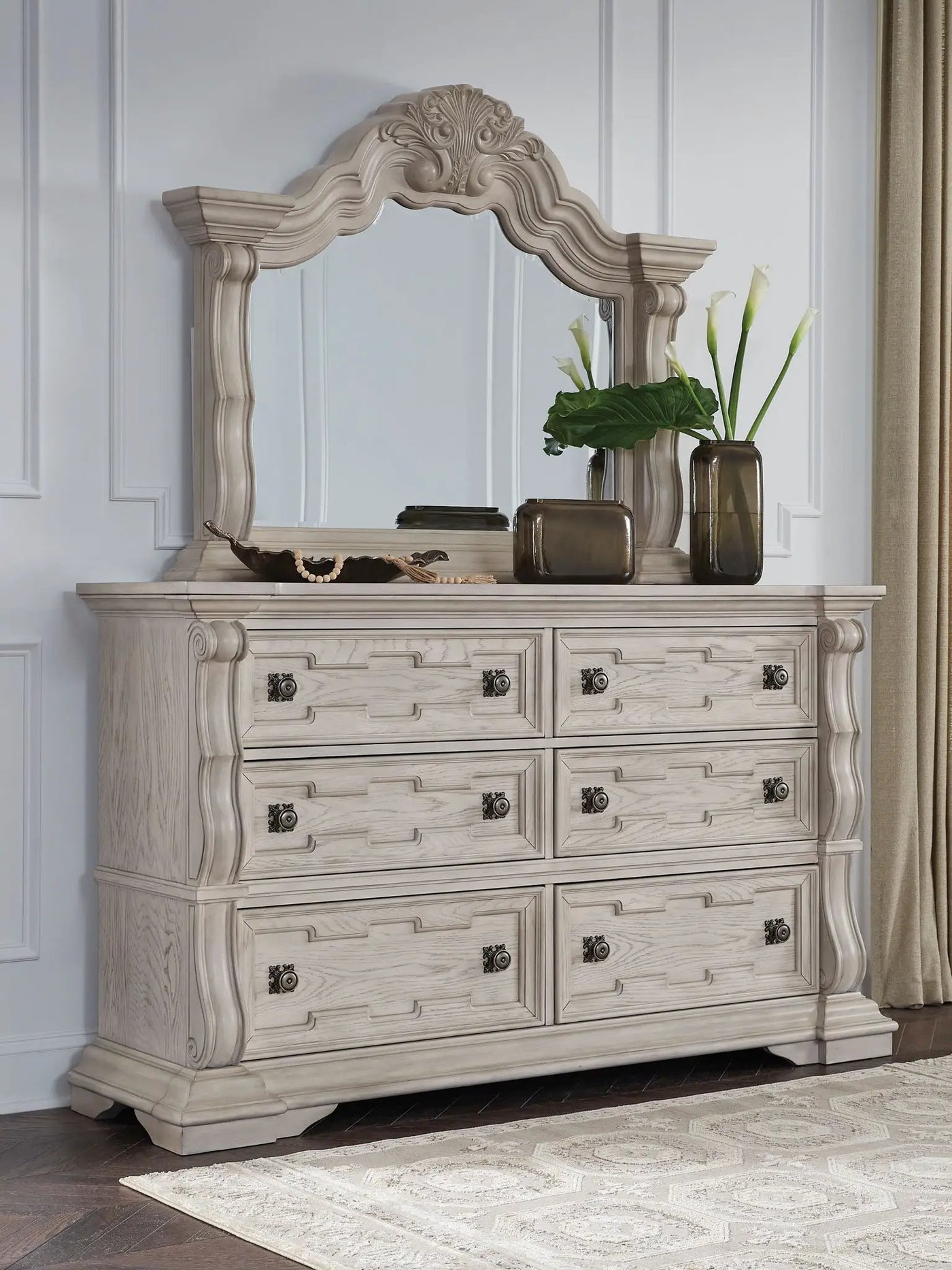 Bruchandi - Dresser by Unique Piece Furniture