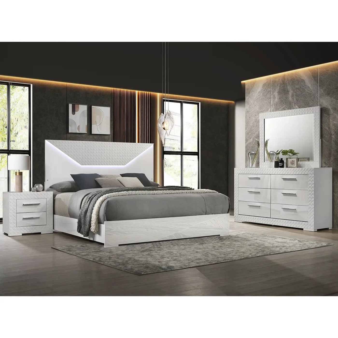 Pierce - 4 Piece Bedroom Set With LED Lighting by HouseOfZazla