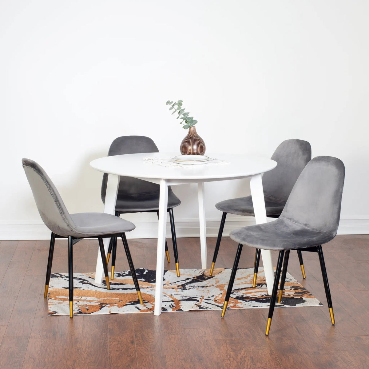 Lassan Contemporary 5-Piece Dining Set by HouseOfZazla