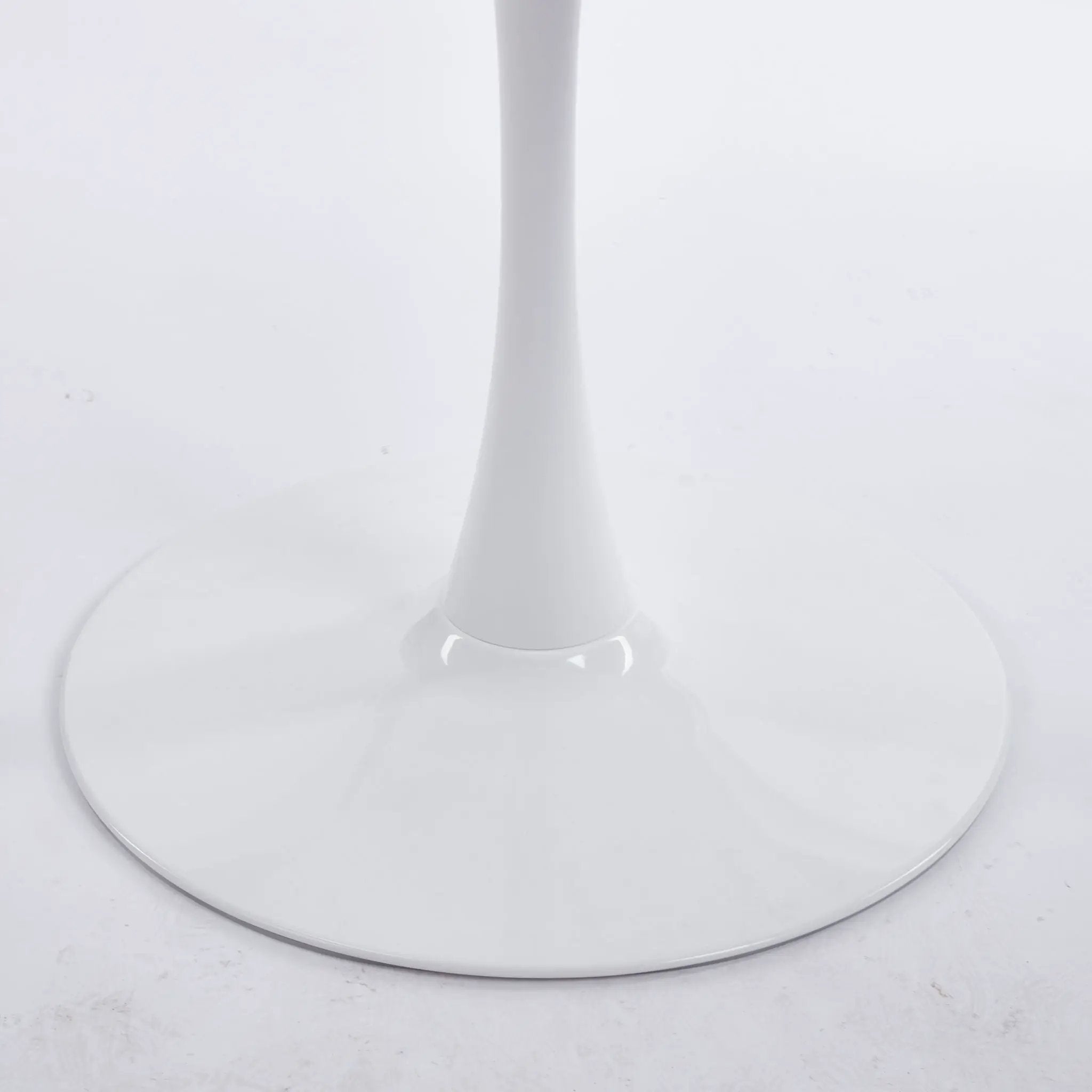 Mid-Century Tulip Dining Table With Round Top by Unique Piece Furniture