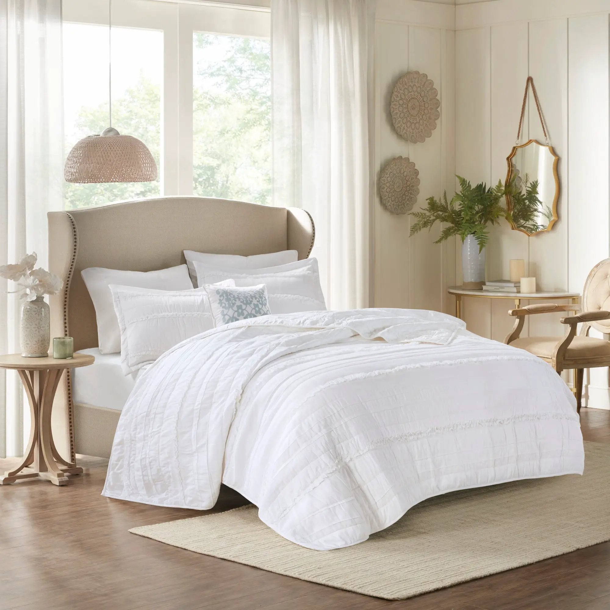 4 Piece Reversible Ruffle Quilt Set with Throw Pillow White King/Cal King by HouseOfZazla