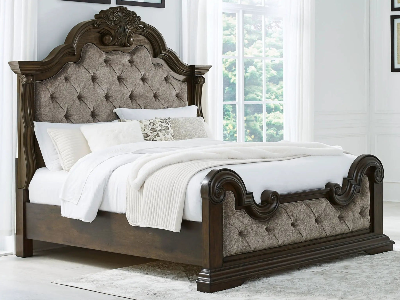 Maylee - Upholstered Bed by Unique Piece Furniture