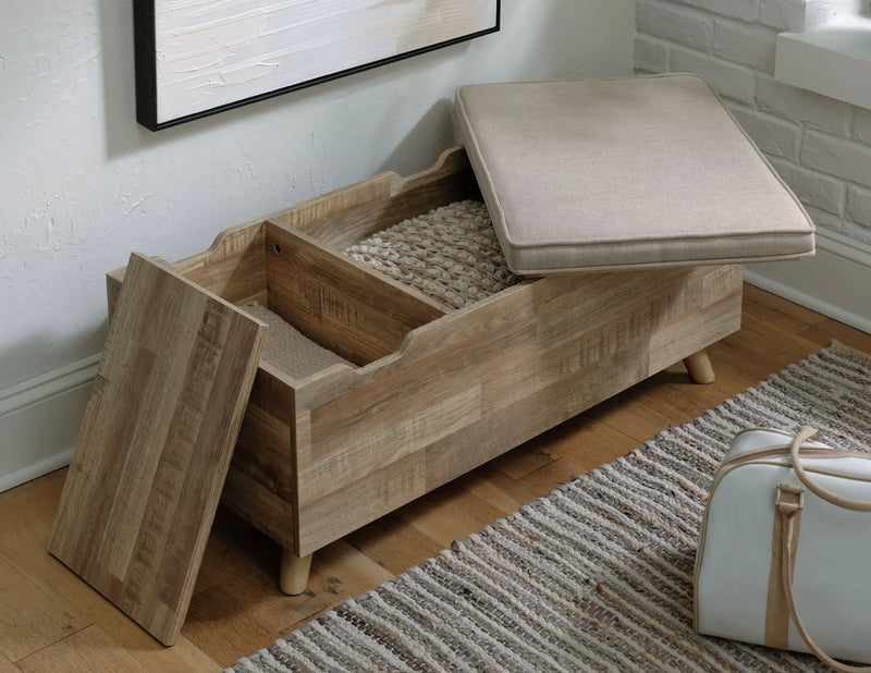 Gerdanet - Storage Bench - Beige by Unique Piece Furniture