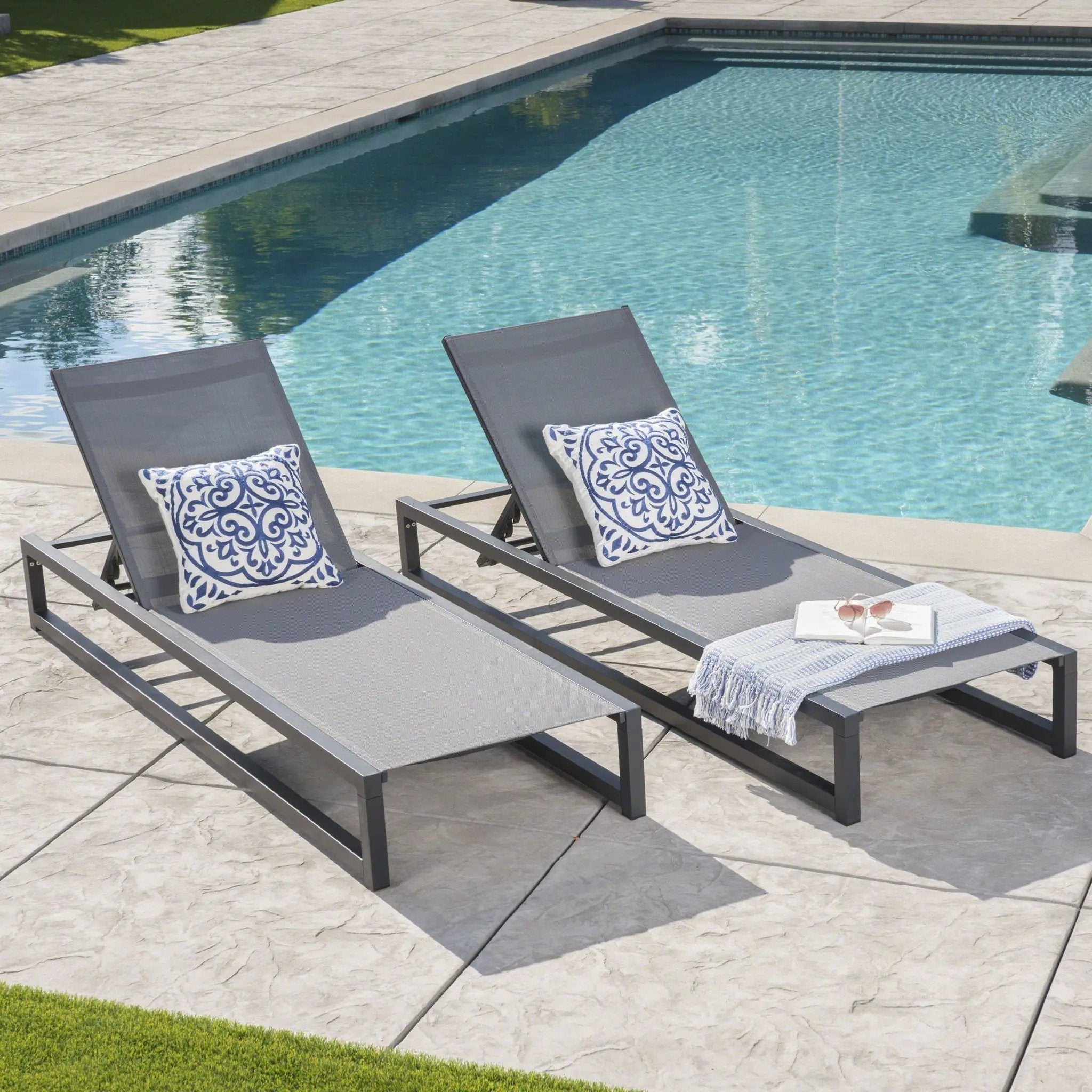 Chaise Lounge With 5 Reclining Positions, Outdoor Patio Lounge Chairs by HouseOfZazla