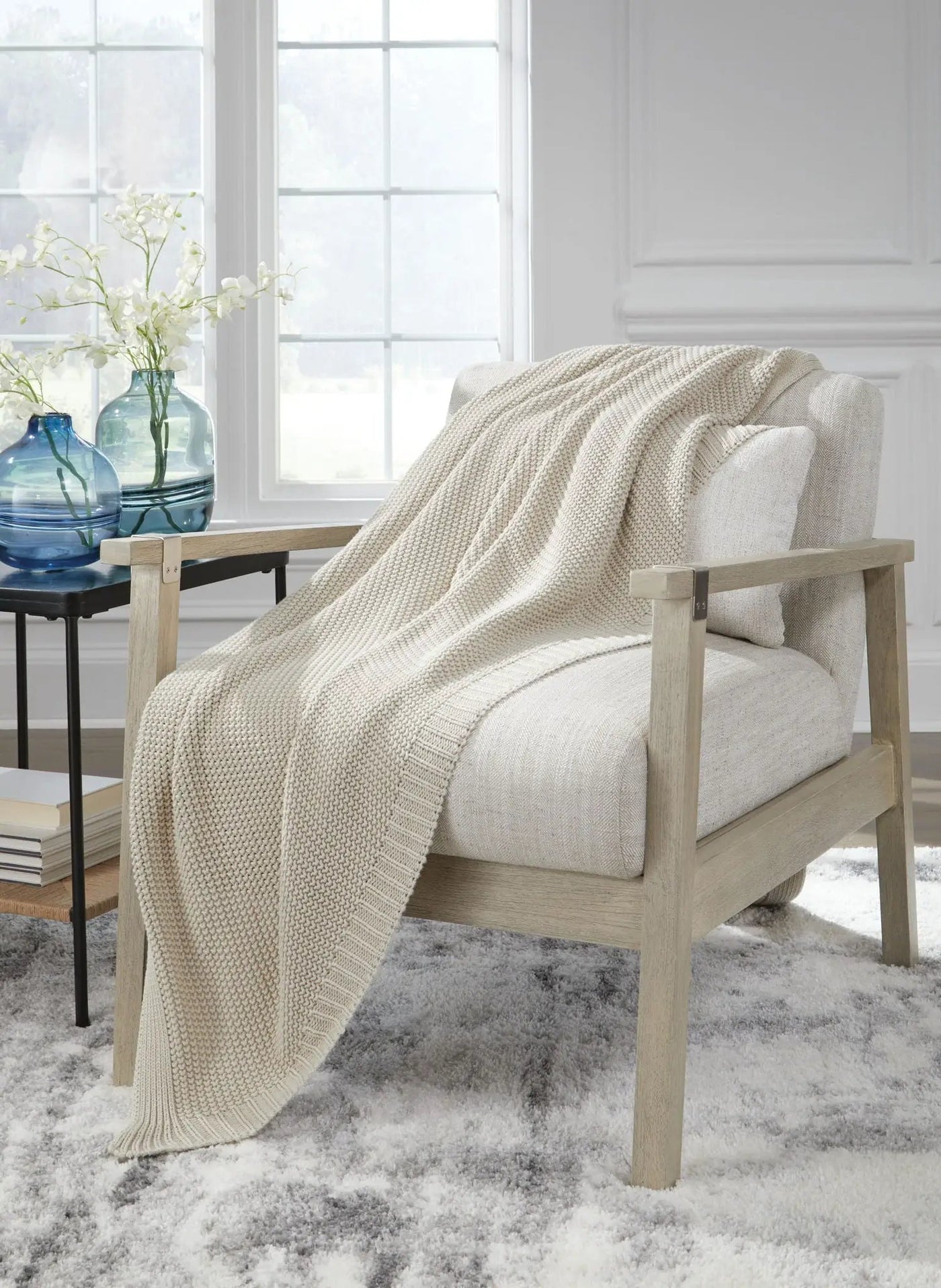 Gayelery - Throw by Unique Piece Furniture
