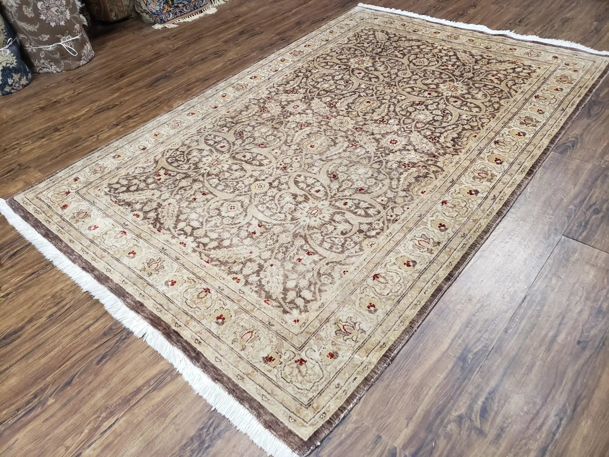 Pakistan vintage rug 専用ページ！ Vintage Pak-Persian Area Rug 4.7 x 7.2 Wool Hand-Knotted Beige & Brown