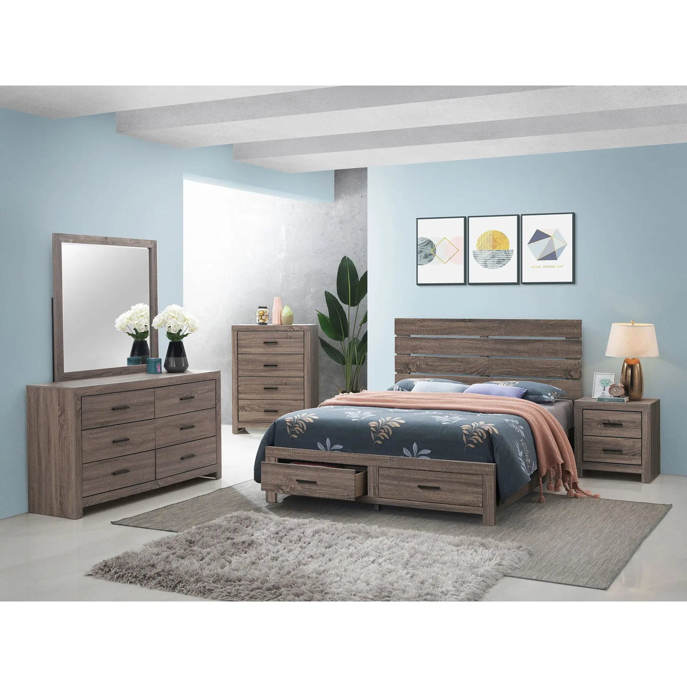Geary - 4 Drawer Chest by HouseOfZazla