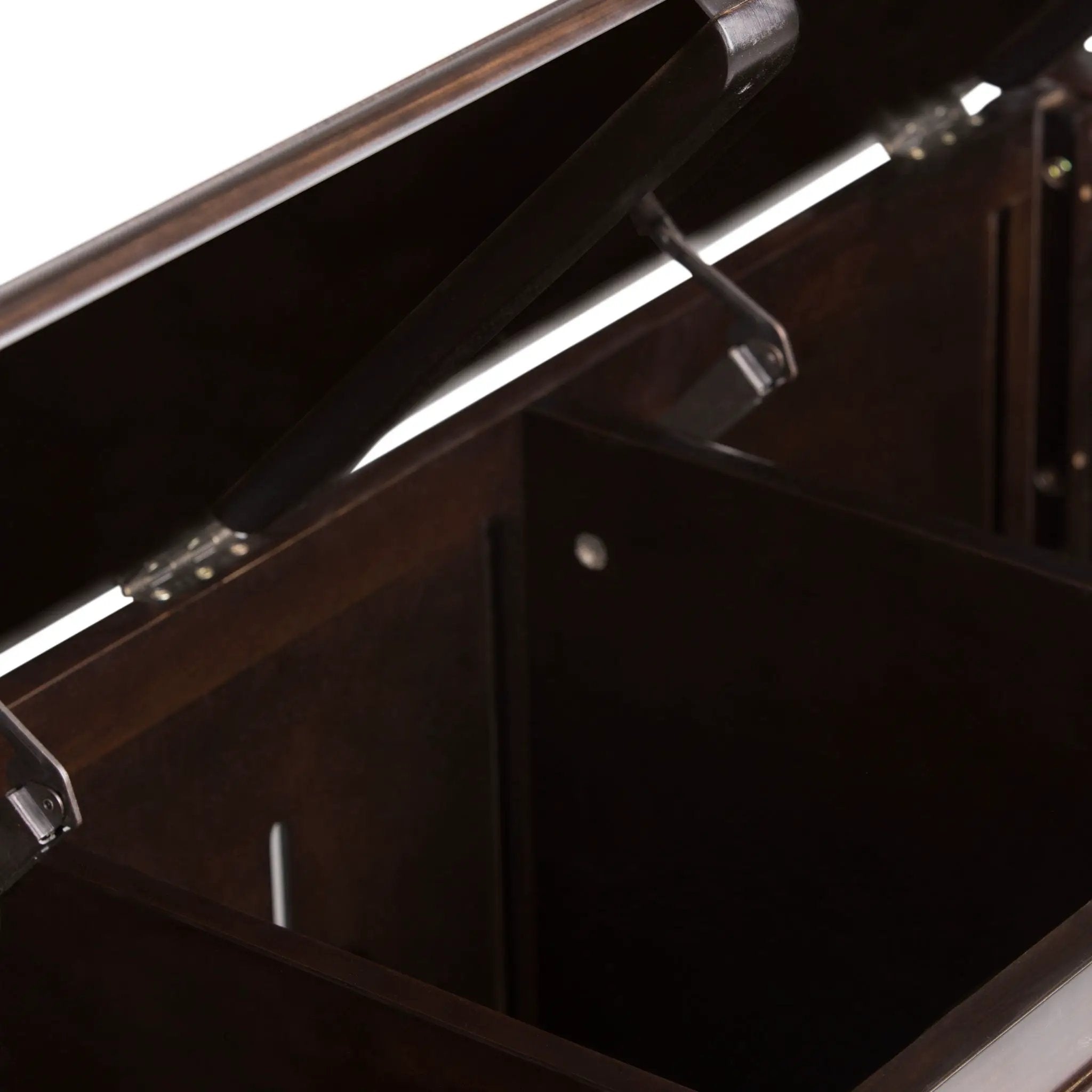 Connaught - Handcrafted Storage Bench Trunk by HouseOfZazla