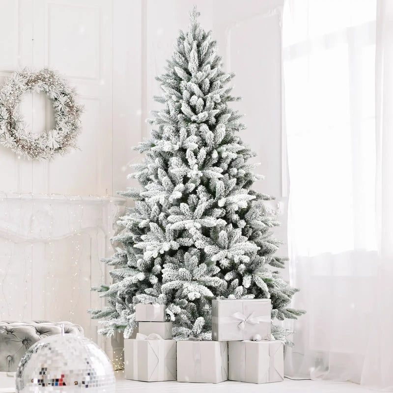 5ft Flocked Christmas Tree with 768 Tips by HouseOfZazla