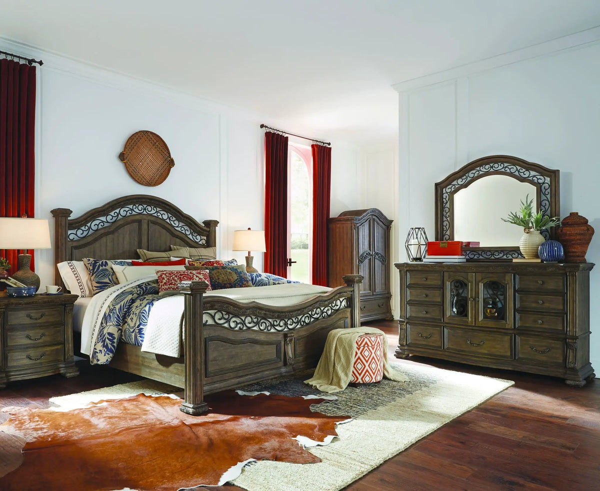 Durango - Wood Panel Bed - Willadeene Brown, photo 6 of 7
