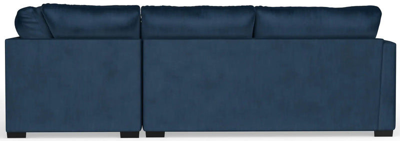 Jetson - Sectional With Comfort Coil Seat Cushions, Included Accent Pillows & Cocktail Ottoman by Unique Piece Furniture