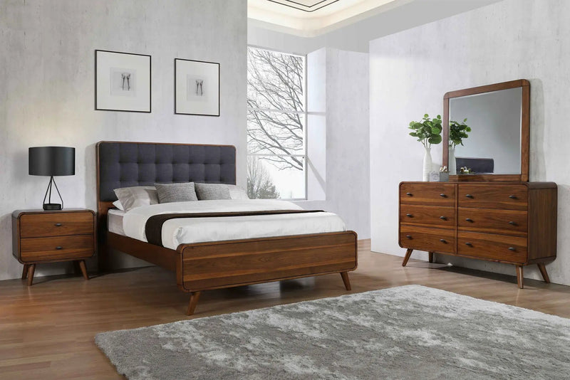 Robyn 4-piece California King Bedroom Set Dark Walnut by Unique Piece Furniture