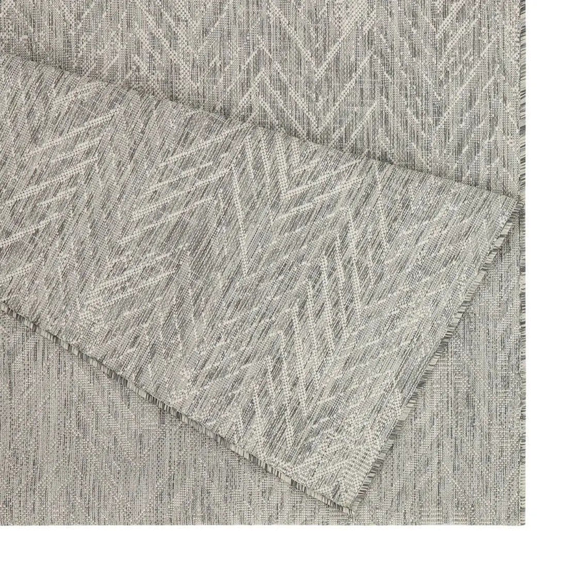 Sunshine - 5'3" X 7'3" Indoor, Outdoor Area Rug - Silver by HouseOfZazla