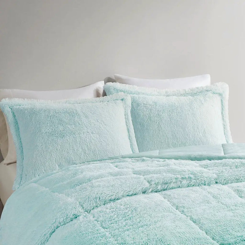 King Ombre Shaggy Long Fur Comforter Mini Set by HouseOfZazla