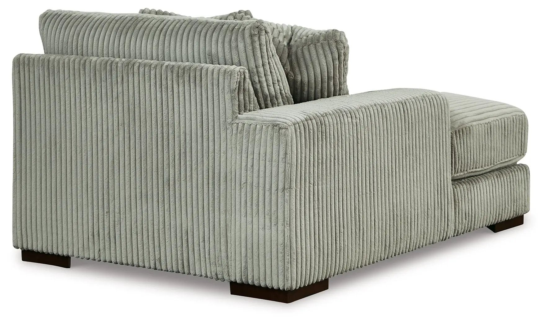 Lindyn - Sectional by Unique Piece Furniture