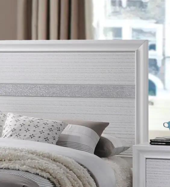 Traditional Style Queen 4 Pc Storage Bedroom Set Made with Wood in White by HouseOfZazla