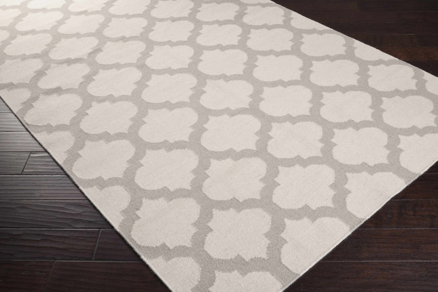 Banks Ivory/Gray Trellis Wool Rug - Clearance by Boutique Rugs