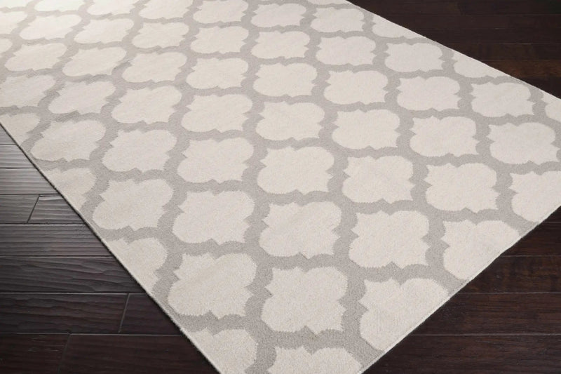 Banks Ivory/Gray Trellis Wool Rug - Clearance by Boutique Rugs