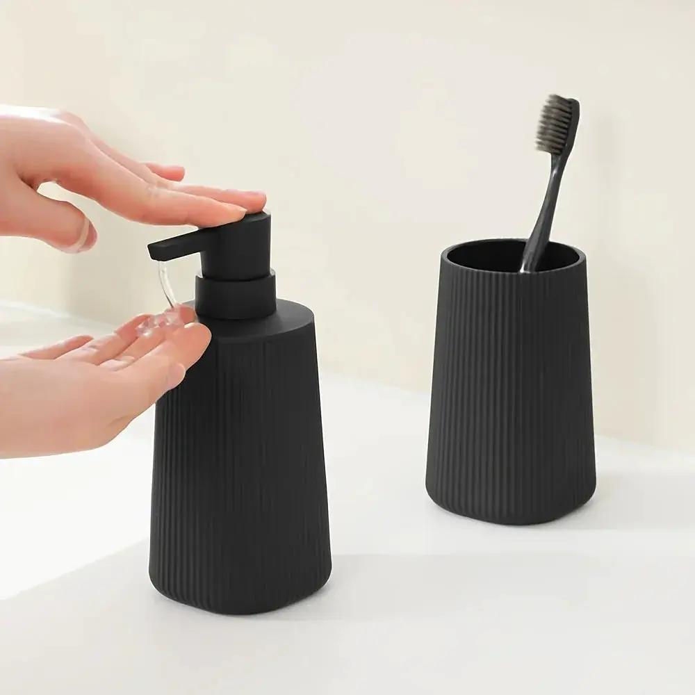 Bathroom Set - Modern Plastic 2pcs by House Of Avana