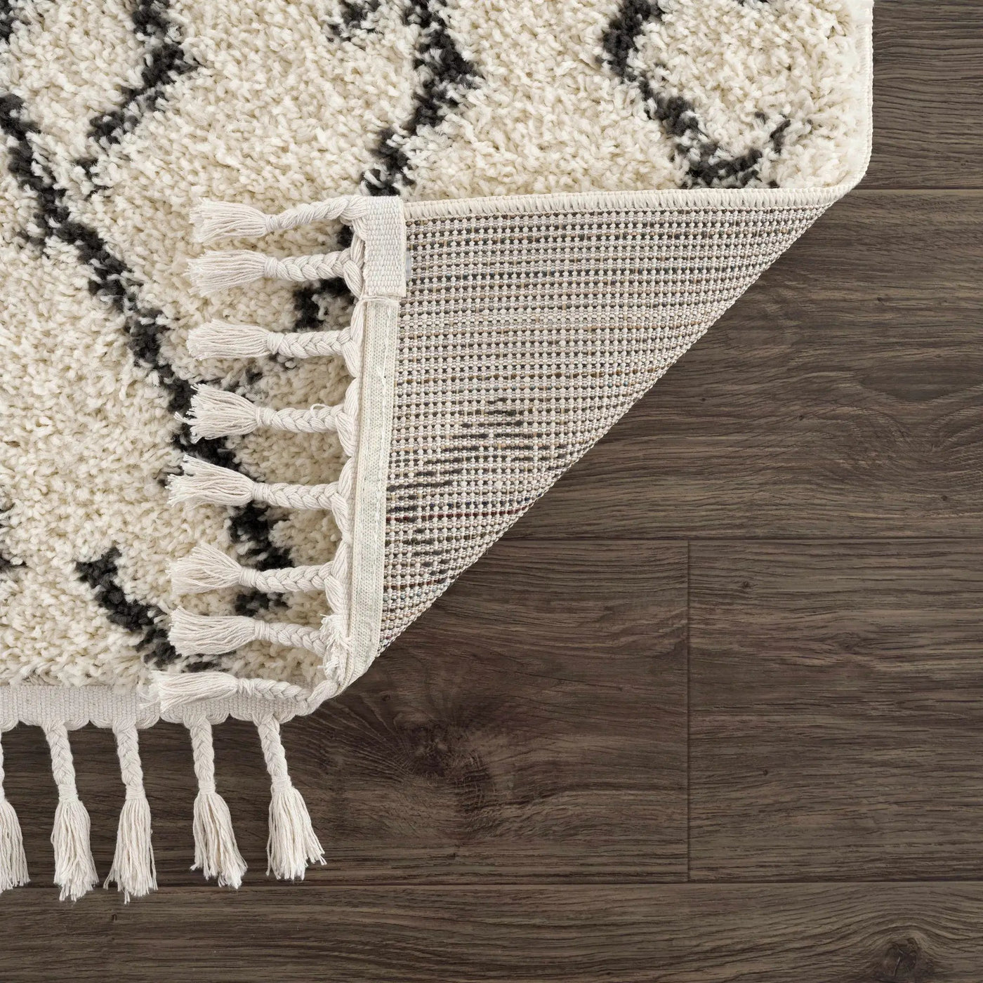 Pahala Moroccan Shag Area Rug - Clearance by Boutique Rugs