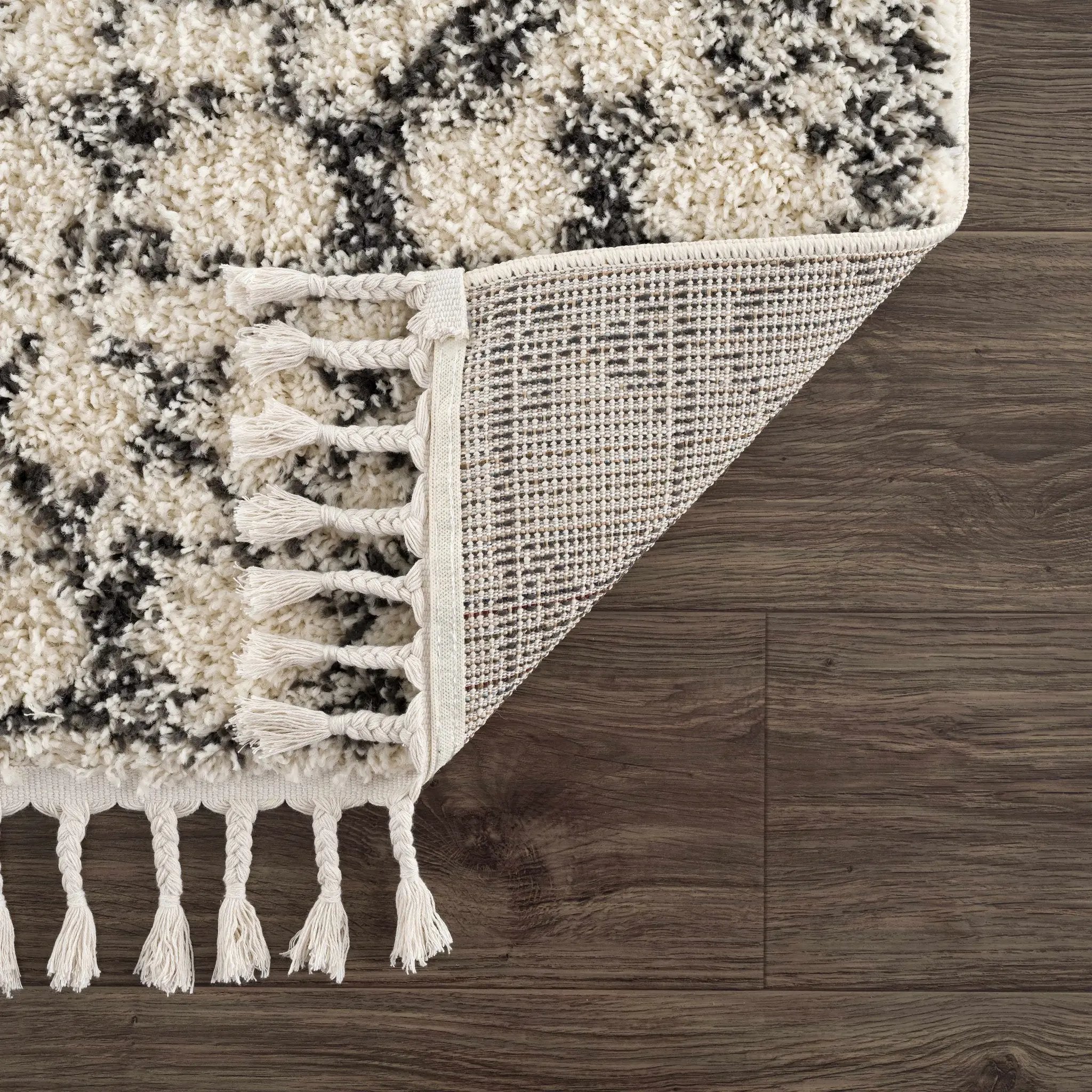 Buan Area Rug - Clearance by Boutique Rugs