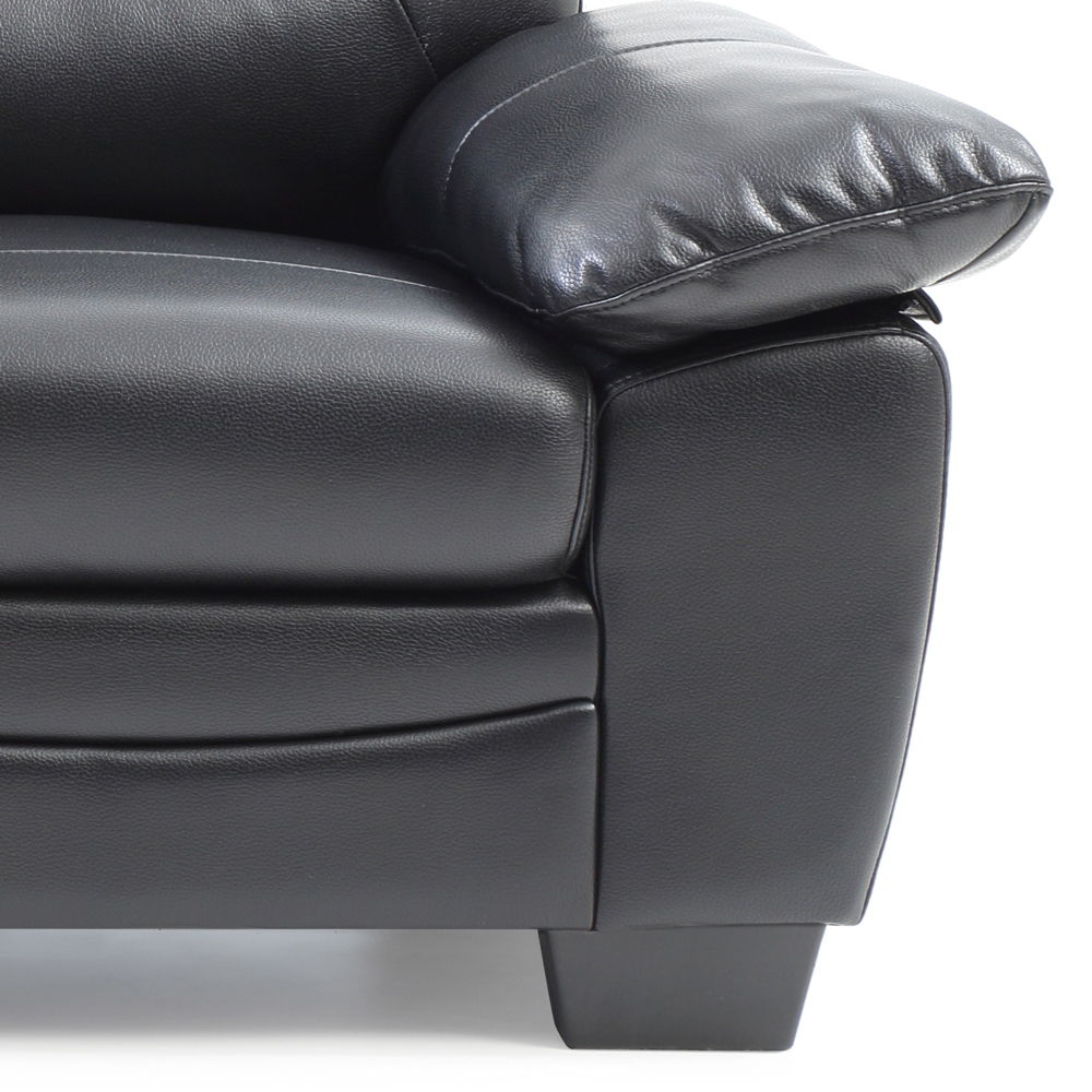 Marta - Sofa by HouseOfZazla