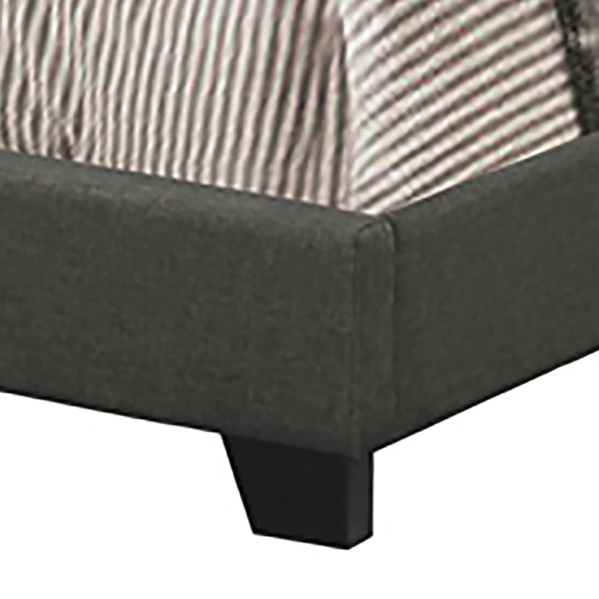 Guyancourt - Panel Bed by HouseOfZazla