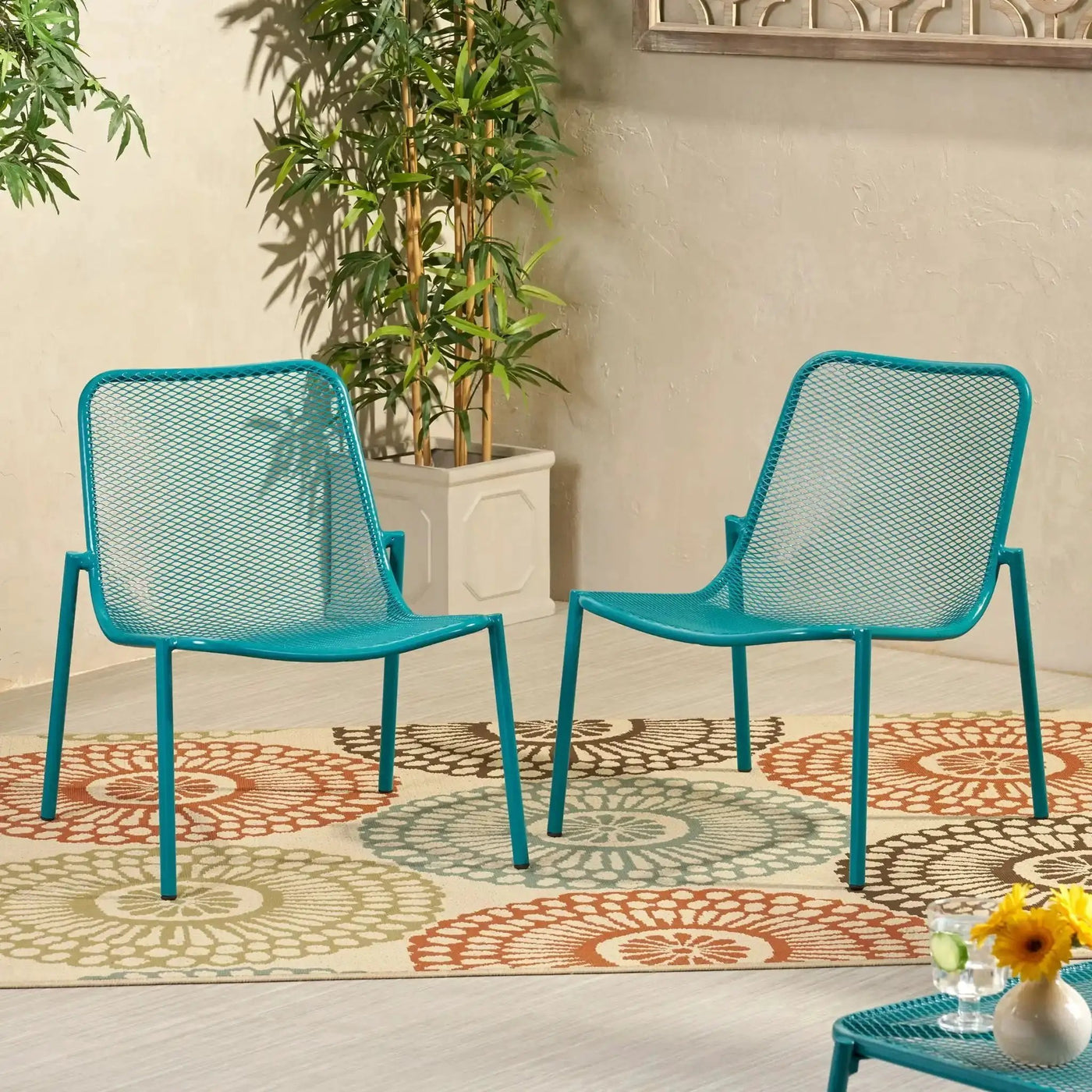 Outdoor Iron Chair With Mesh Design by HouseOfZazla