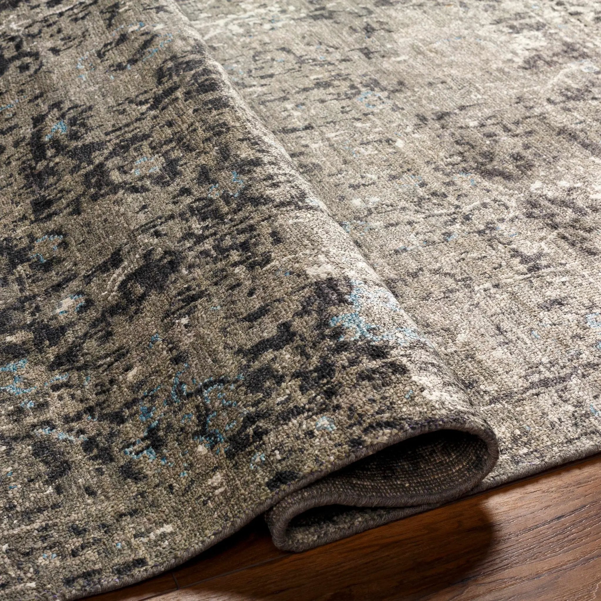 Becerril Premium Rug - Clearance by Boutique Rugs