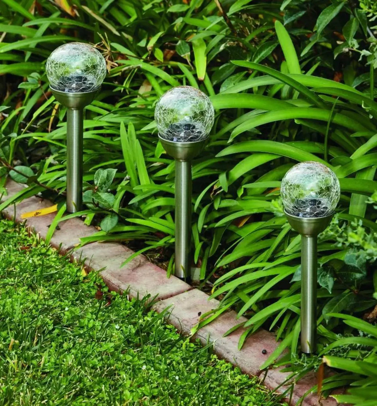 Berkley Jensen Steel Solar Crackle Glass Ball PathWay LED- 8 Pack by Outdoor Solar Outlet