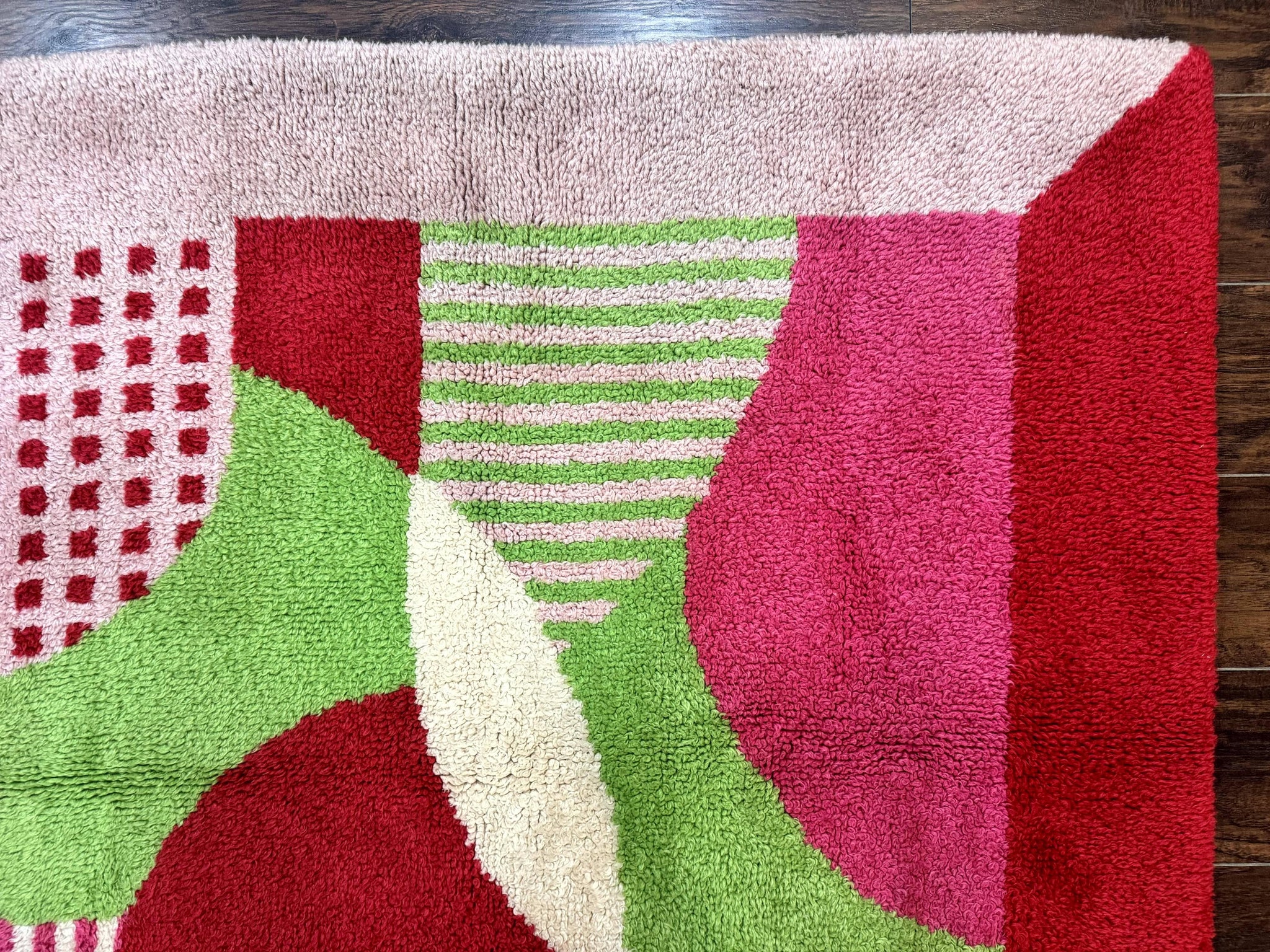 European Shag Rug 4.8 x 4.8, Modern Abstract Design, Green Pink Red, Square Shag Rug, Unique by Jewel Rugs