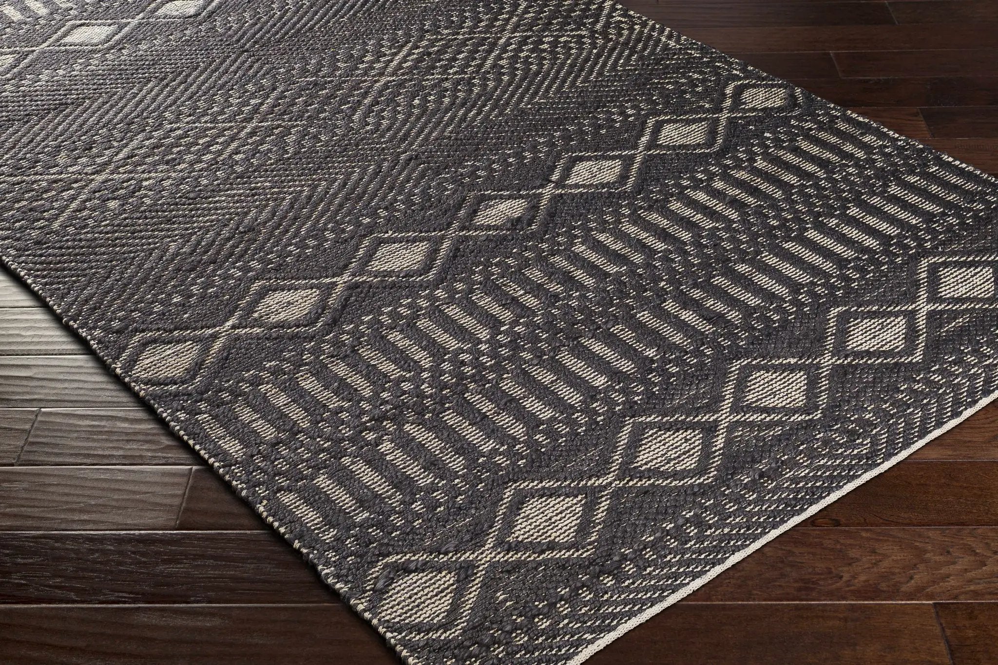 Bithlo Jute Carpet - Clearance by Boutique Rugs