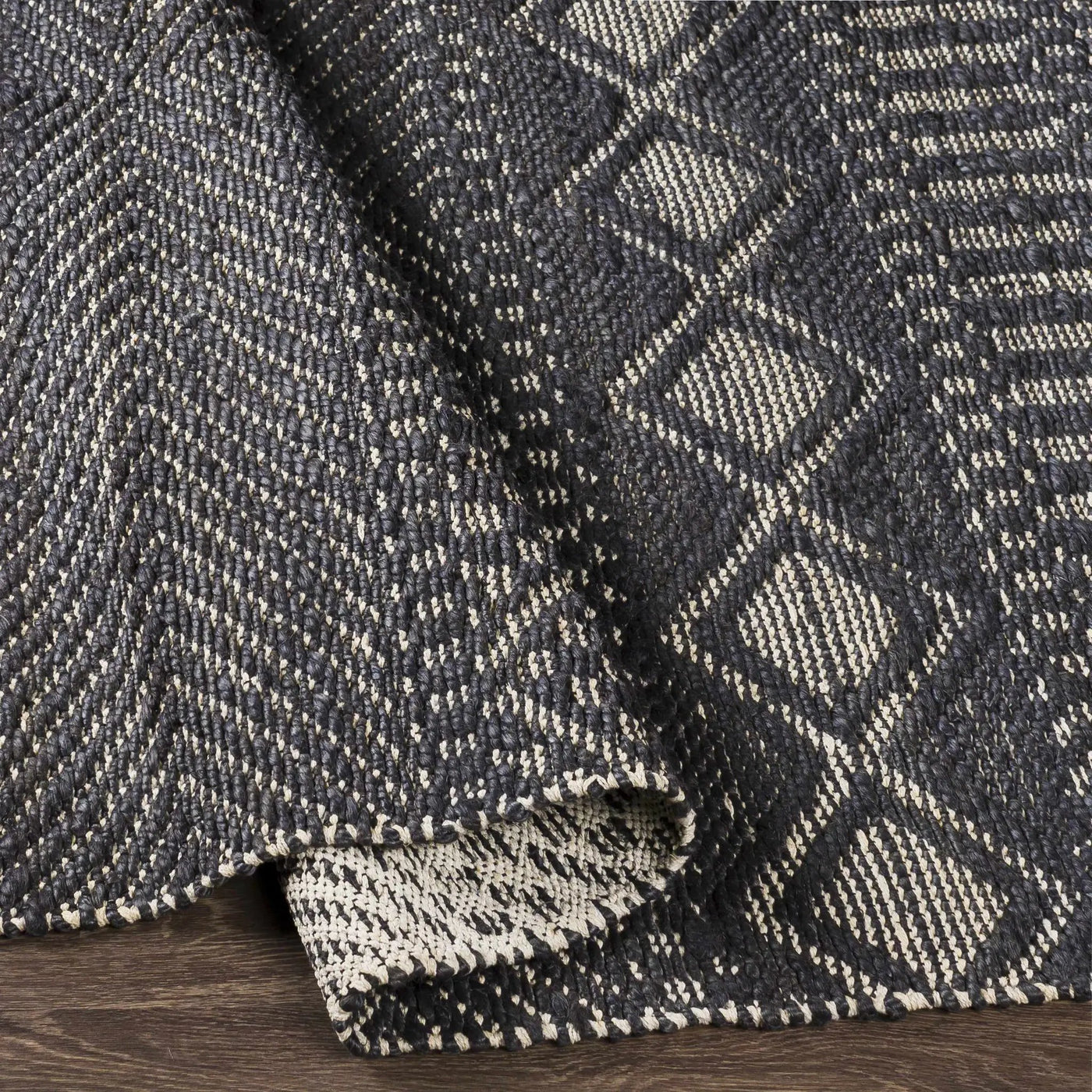 Bithlo Jute Carpet - Clearance by Boutique Rugs