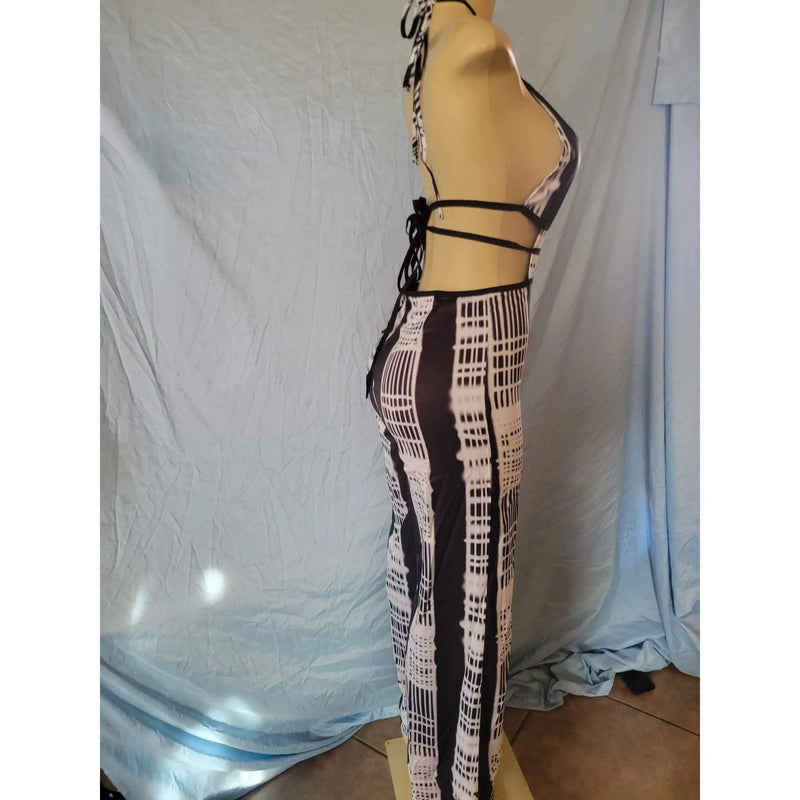 Mundefeis Black and White Tie back pantsuit by Selzalot