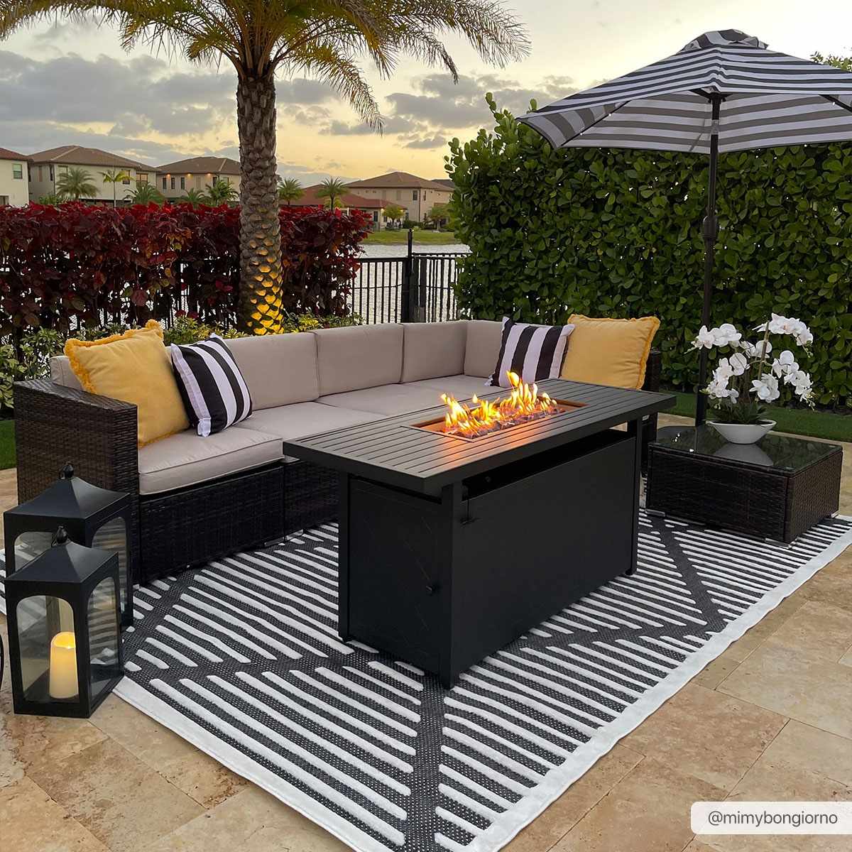 Anah 3D Black Outdoor Rug by Boutique Rugs