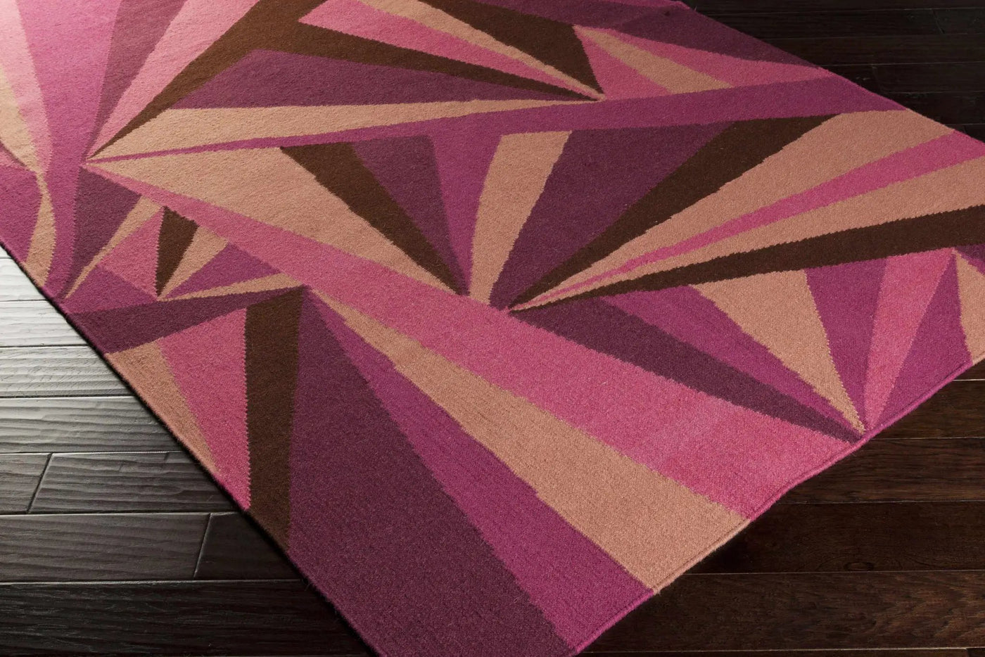 Bloomsbury Carpet - Clearance by Boutique Rugs