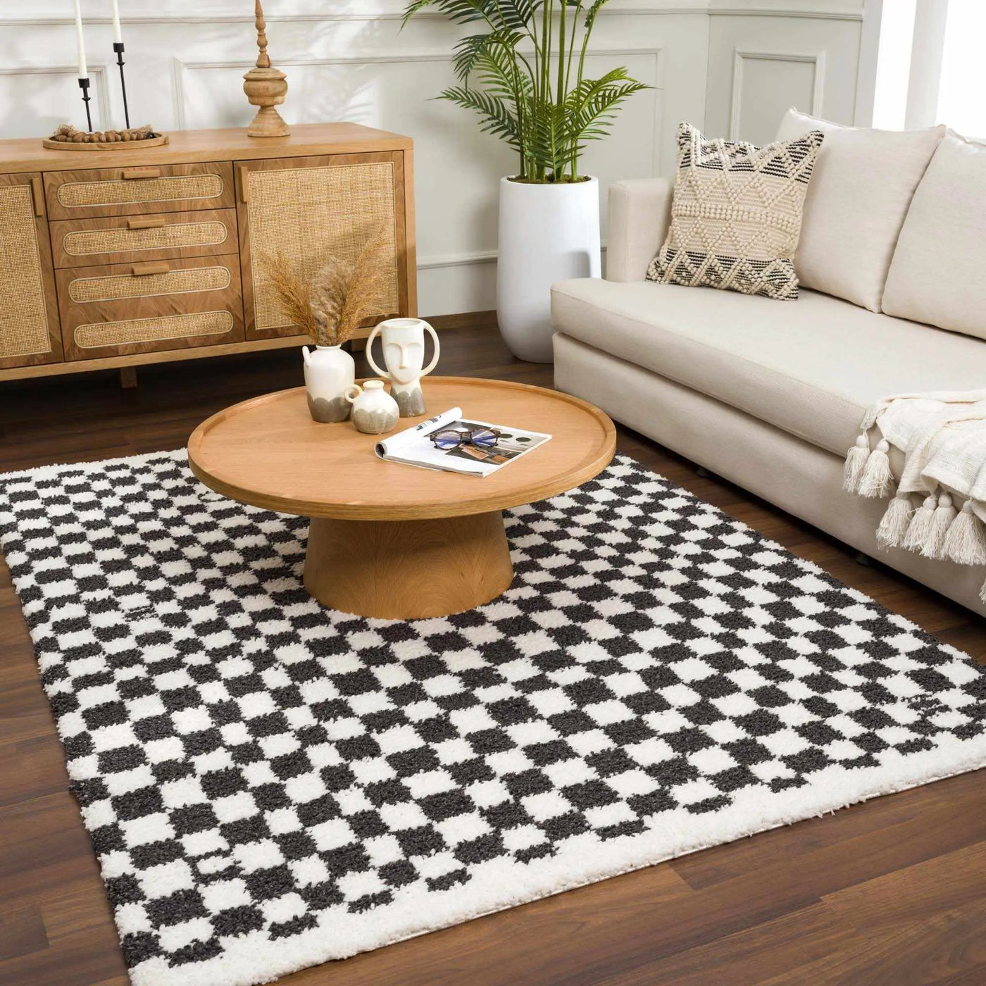 Kieu Black & White Checkered Shag Rug by Boutique Rugs