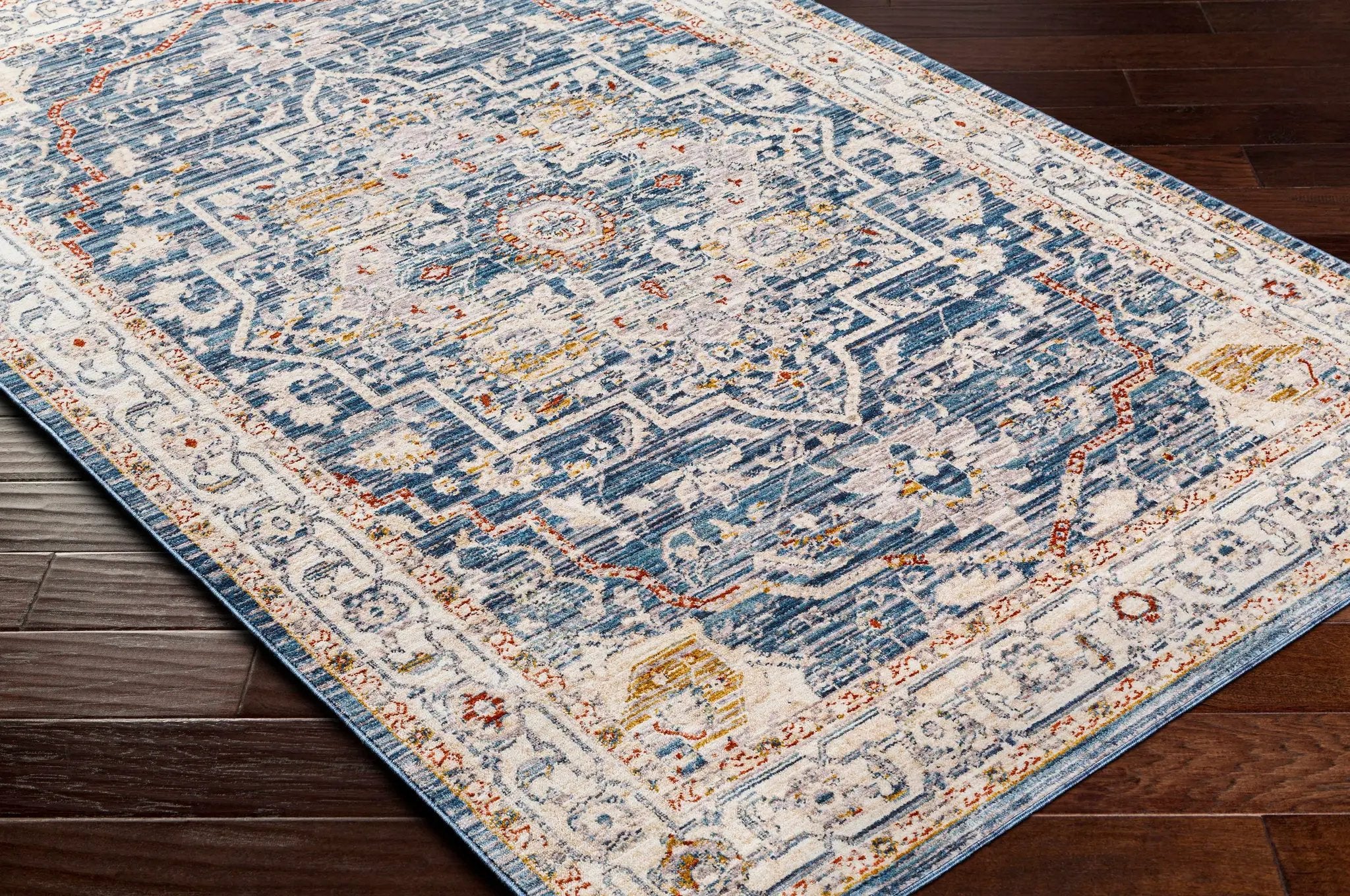 Bree Traditional Style Rug - Clearance by Boutique Rugs