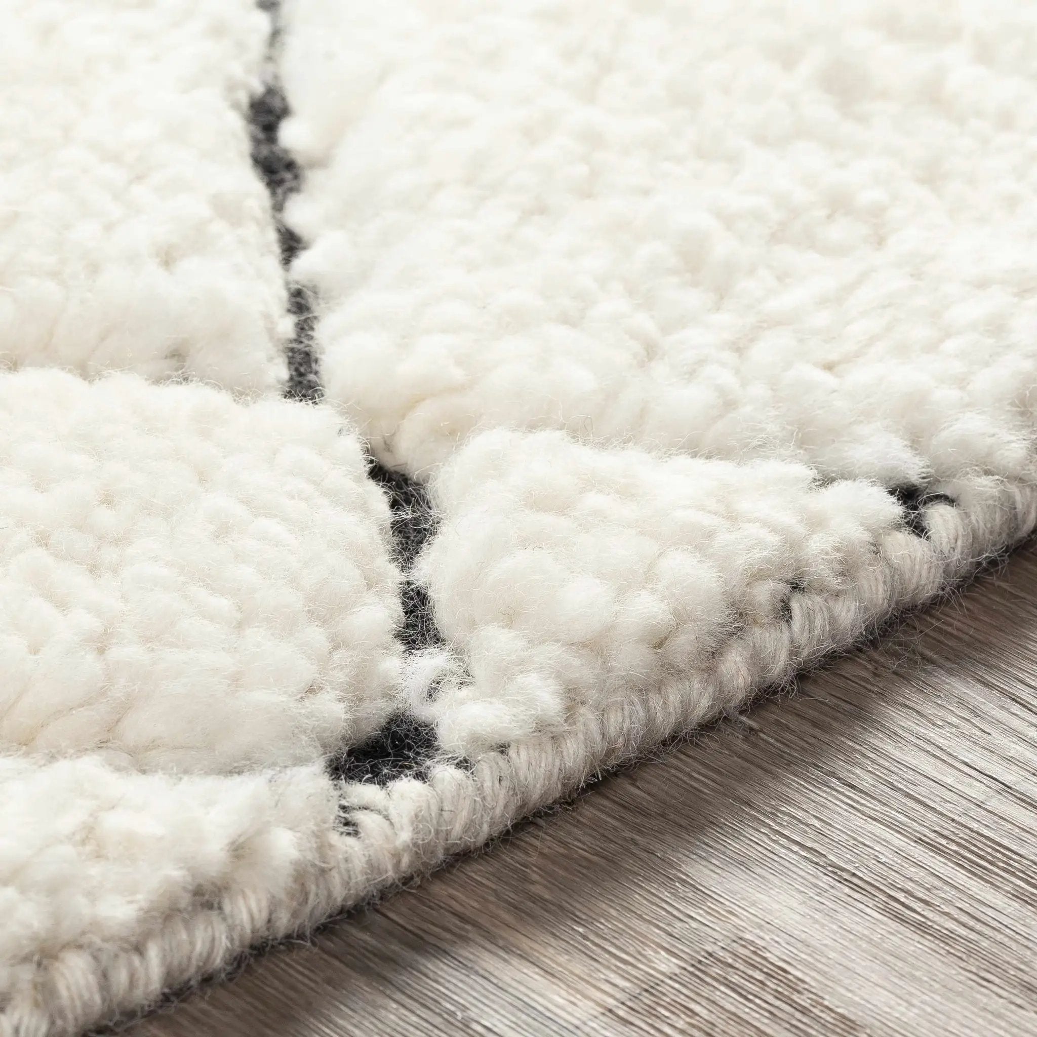 Brundall Clearance Rug - Clearance by Boutique Rugs