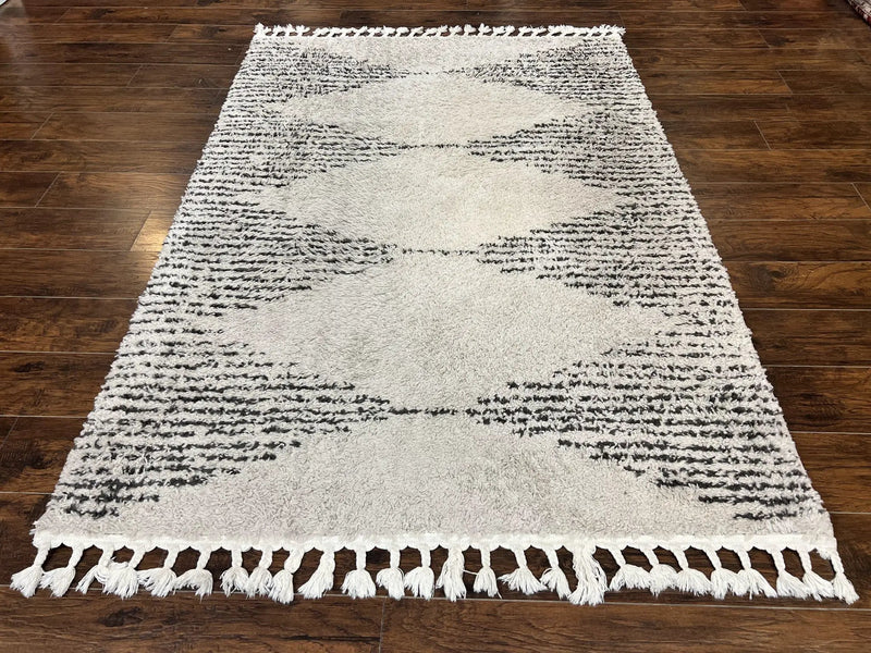 Shag Rug 5x8, Off White and Black Modern Contemporary Shag Area Rug, Moroccan Style Rug 5 x 8 ft, Medium Sized Rug, nuLoom Rug by Jewel Rugs