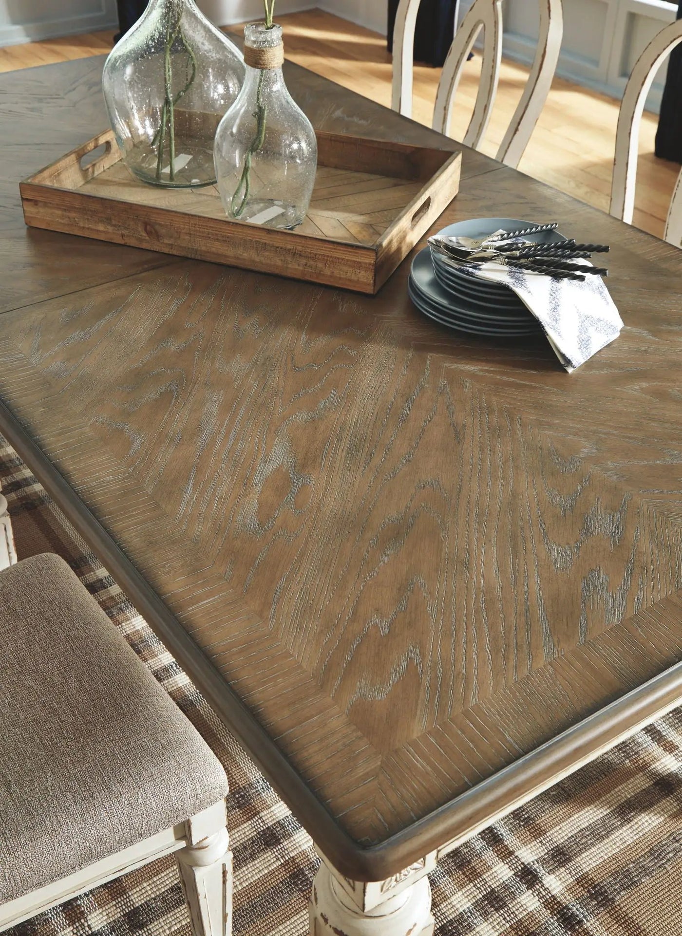 Realyn - Rectangular Dining Table Set by Unique Piece Furniture