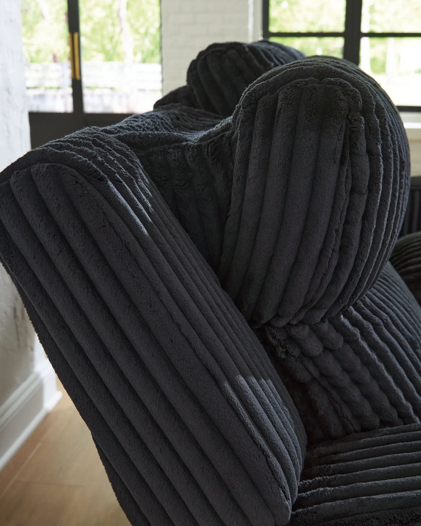 Forest Lake - Power Reclining Loveseat With Console / Adj Headrest by Unique Piece Furniture