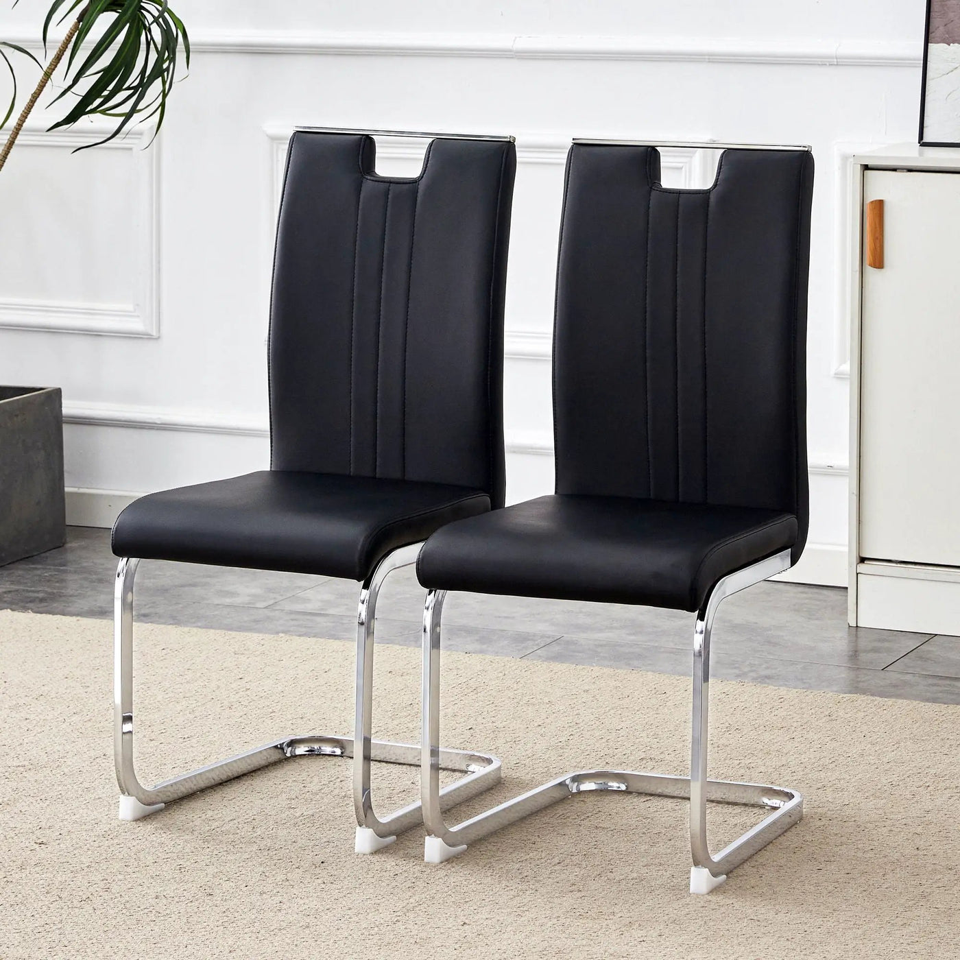 Bow Shaped Chairs, Ergonomic Design, Non Slip Base by HouseOfZazla