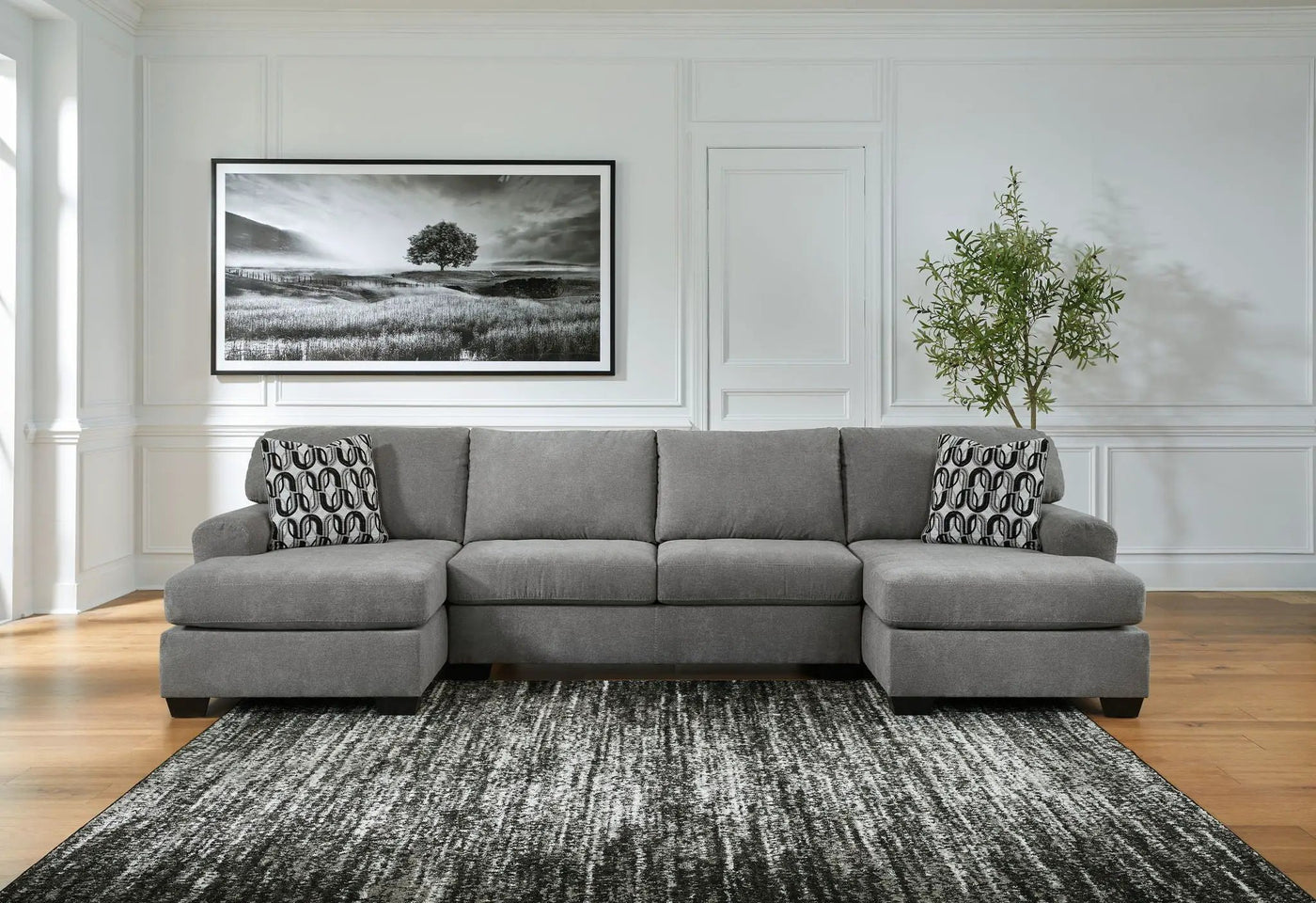 Birkdale Court - Sectional by Unique Piece Furniture