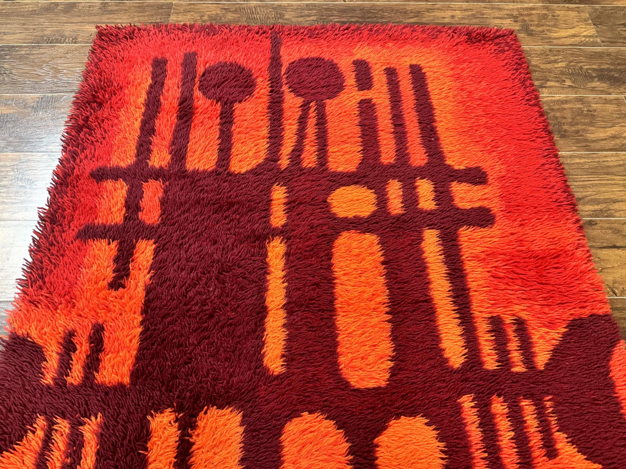 Danish Rya Shag Rug 4x6, Red Vintage Mid Century Retro Abstract Shag Rug by Jewel Rugs