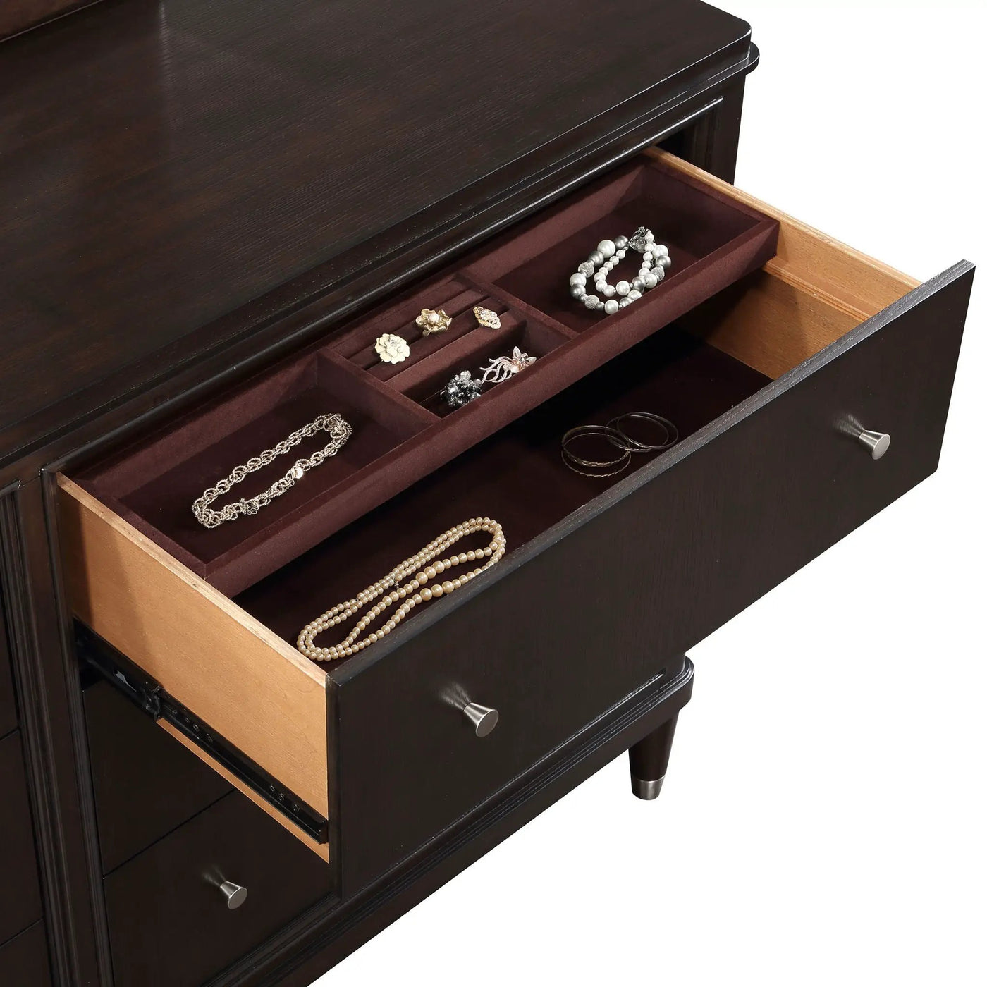Niguel - Bedroom Set by HouseOfZazla