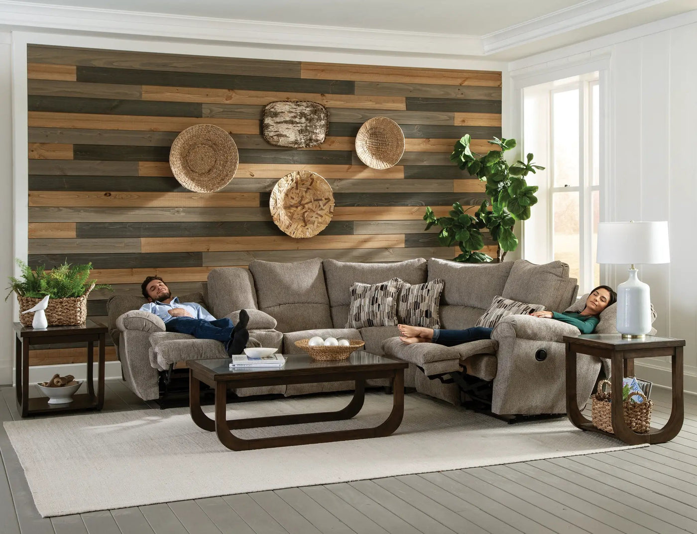 Elliott - Reclining Sectional by Unique Piece Furniture