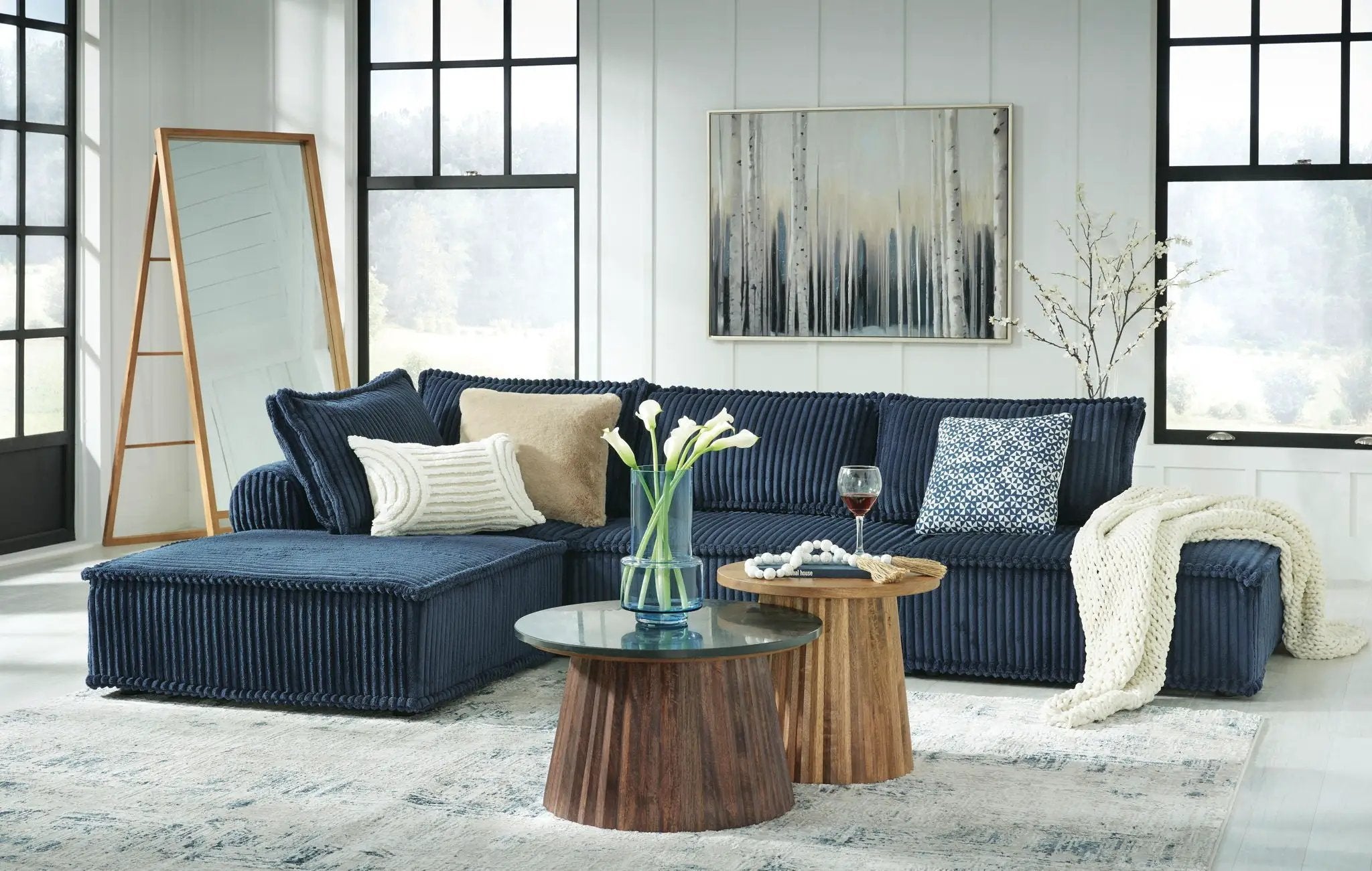 Bales - Sectional by Unique Piece Furniture